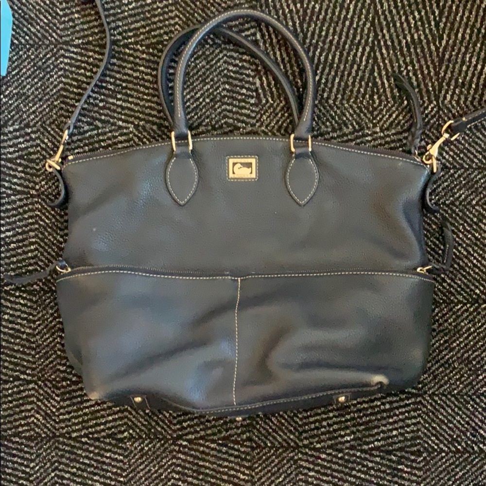 Dooney and Bourne handbag/tote